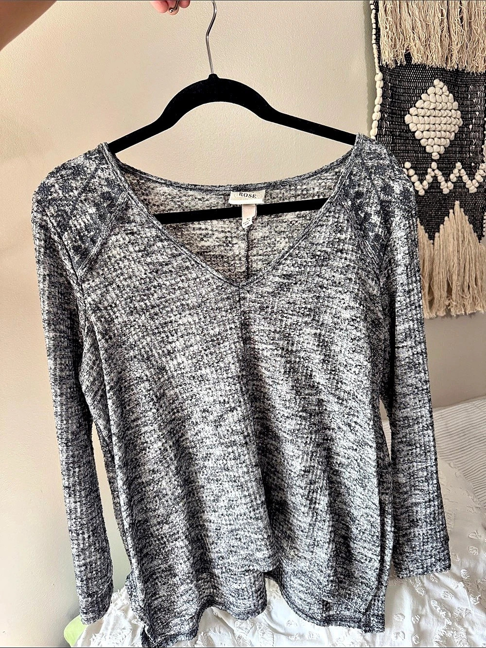 Knox Rose Long Sleeve Top Gray & White Size Medium